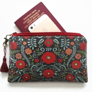 Geschenke für sie, Reisegeschenke, wasserfeste Folk Blumen Brieftasche / Geldbeutel / Clutch / Karte / Notizen / Passhalter