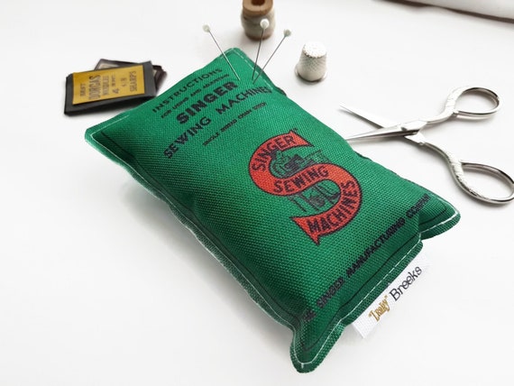 Singer Sewing Machine Pin Cushion: Sewing Room Accessory