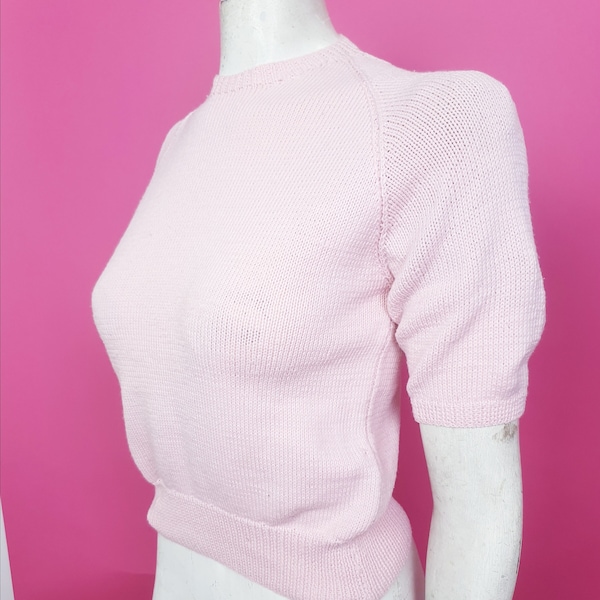 Cute 1940s 50s knitted pale pink jumper perfect for Spring pin up