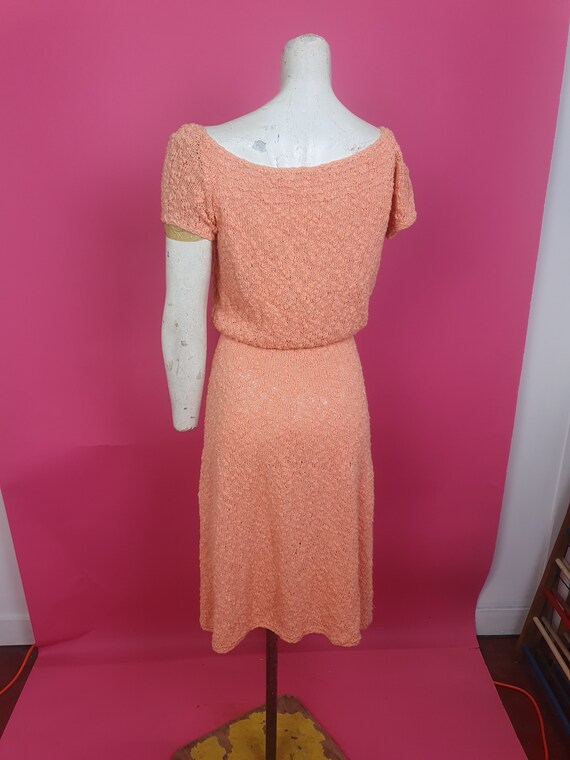 Beautiful 1950s knit boucle dress in a gorgeous p… - image 9