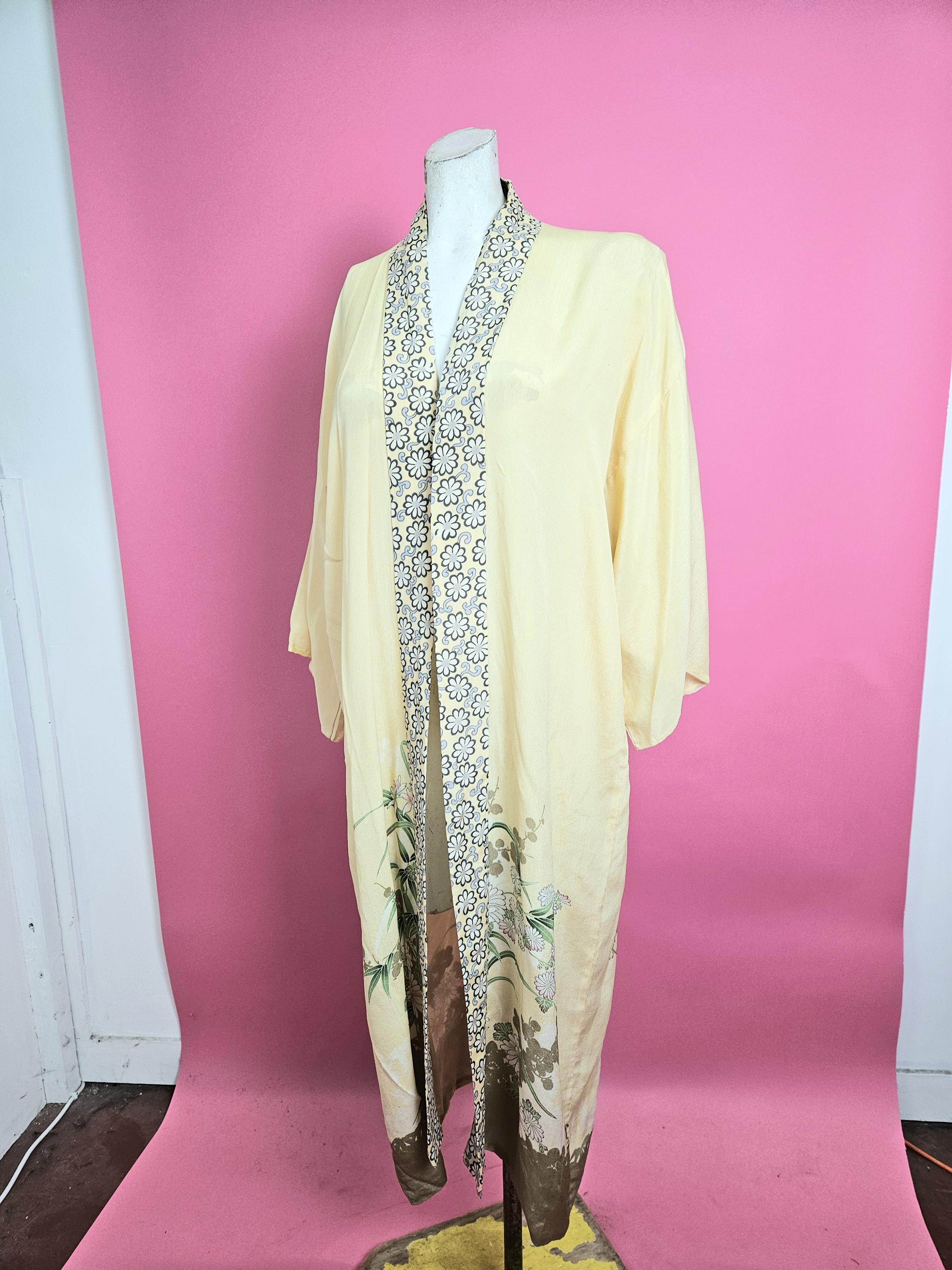 ジャケット・アウター 1920s Pongee Silk Robe 1920s Parfaire Pongee Silk Robe – Public Dove