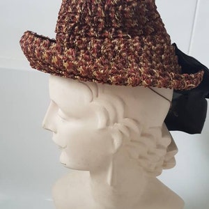 Sale Lovely jaunty late 1930s 40s brown orange cream woven hat in a synthetic plastic type material with big brown ribbon detail at back image 10