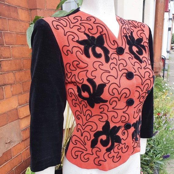 Stunning 1930s 40s Black velvet pink coral wool c… - image 1