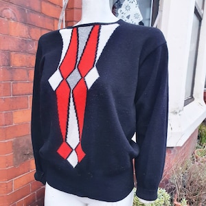 Sale fab 1980s? Lyle and Scott graphic black white red 100 percent wool jumper so stylish and practical made in Scotland