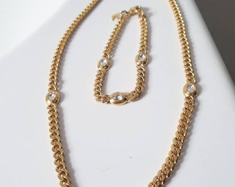1980 Pierre Cardin tono dorado posiblemente cadena chapada en oro y collar de diamantes y pulsera a juego