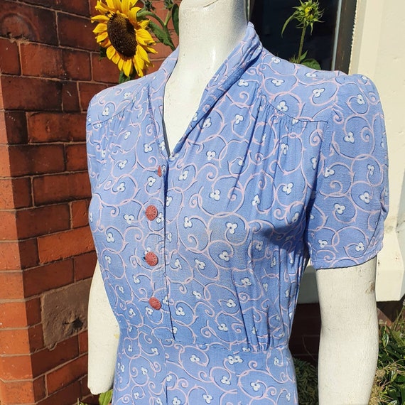 Pretty romantic 1930s 40s pale blue violet and pal