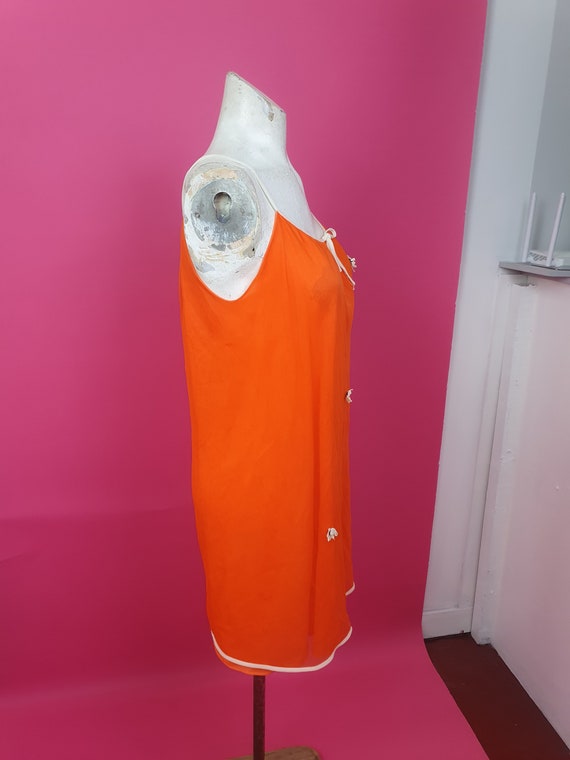 Cute 1960s orange slip dress flower sewn on - image 4