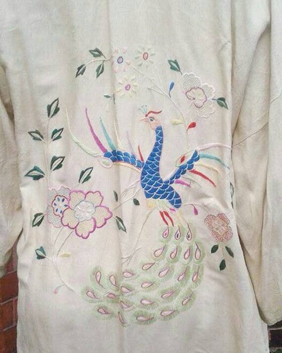Sale stunning cream silk 1920s hand embroidered ki