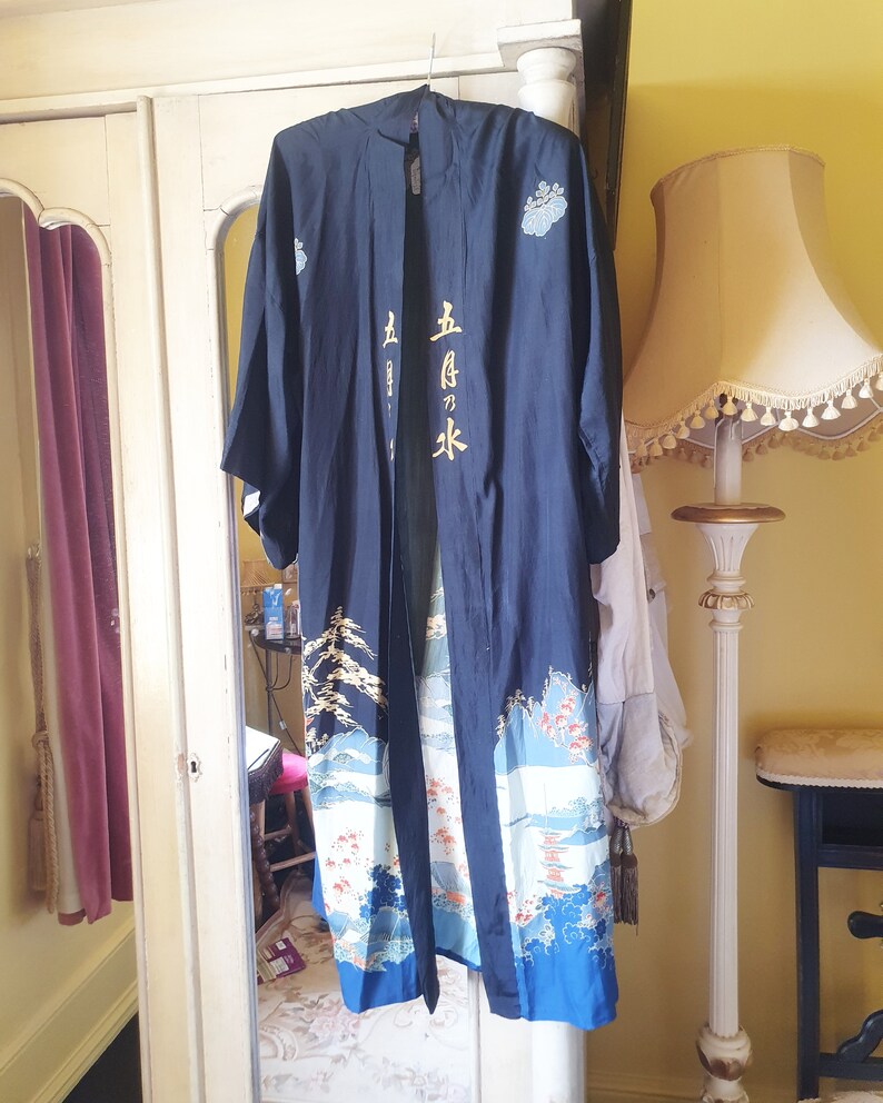 Stunning 1920s pongee silk robe with fab Japanese design rarer darker colours art deco jazz age Boho hippy jacket image 1