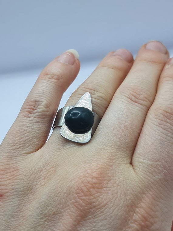 Lovely 1960s modernist stainless steel ring with … - image 4