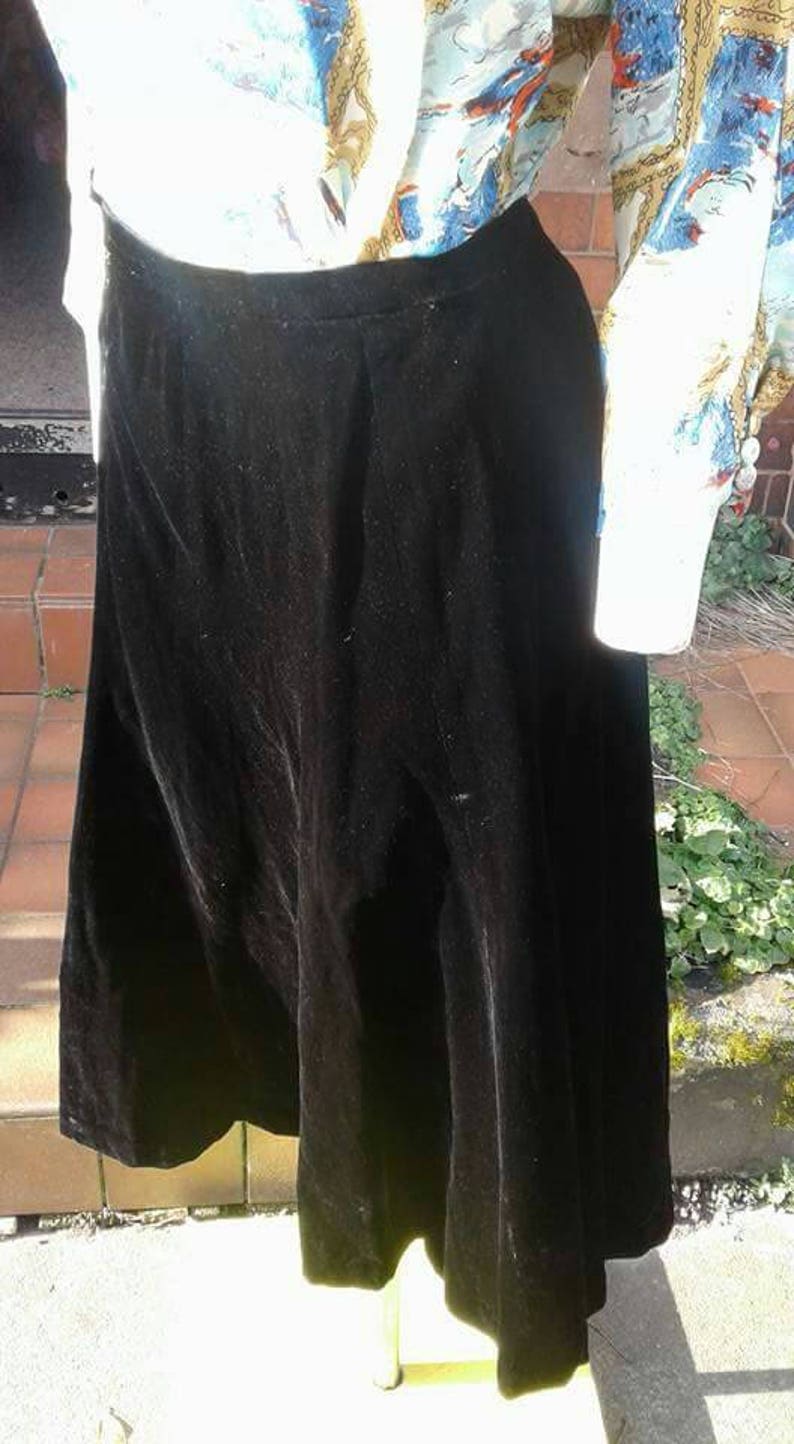 Beautiful black velvet 1930s 40s skirt great practical separates getting harder to find