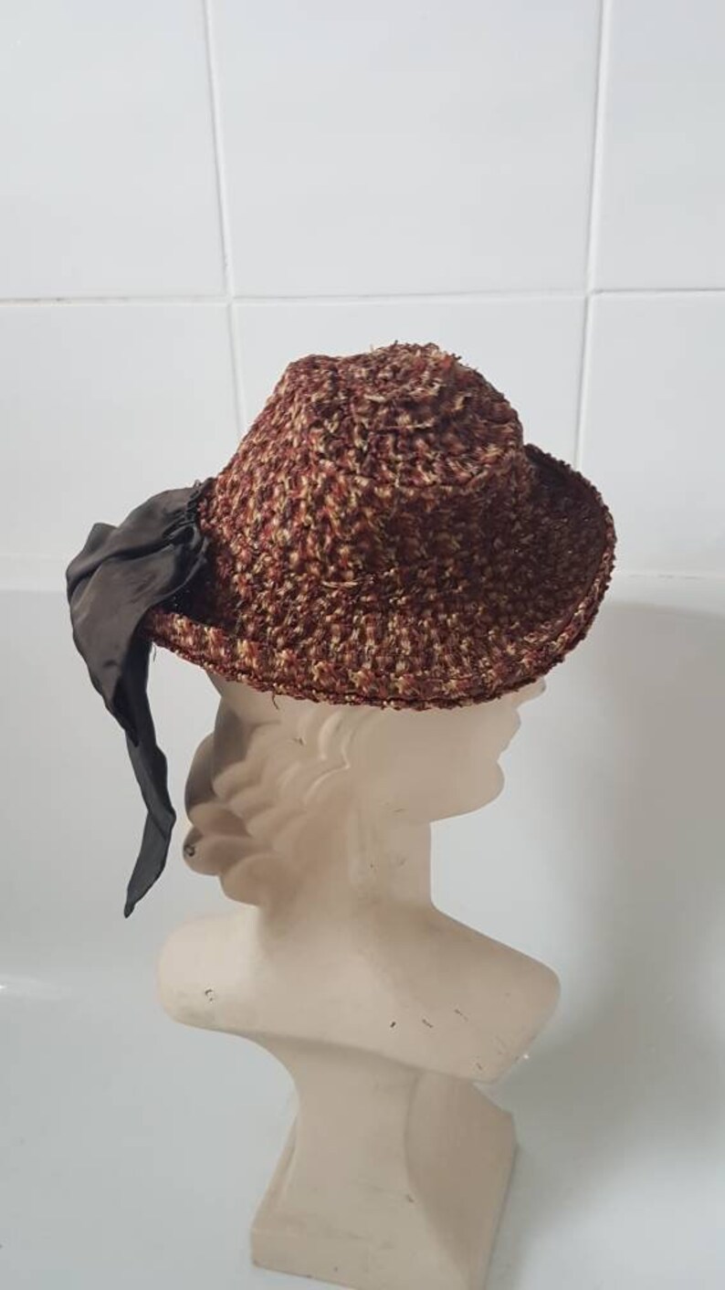 Sale Lovely jaunty late 1930s 40s brown orange cream woven hat in a synthetic plastic type material with big brown ribbon detail at back image 6