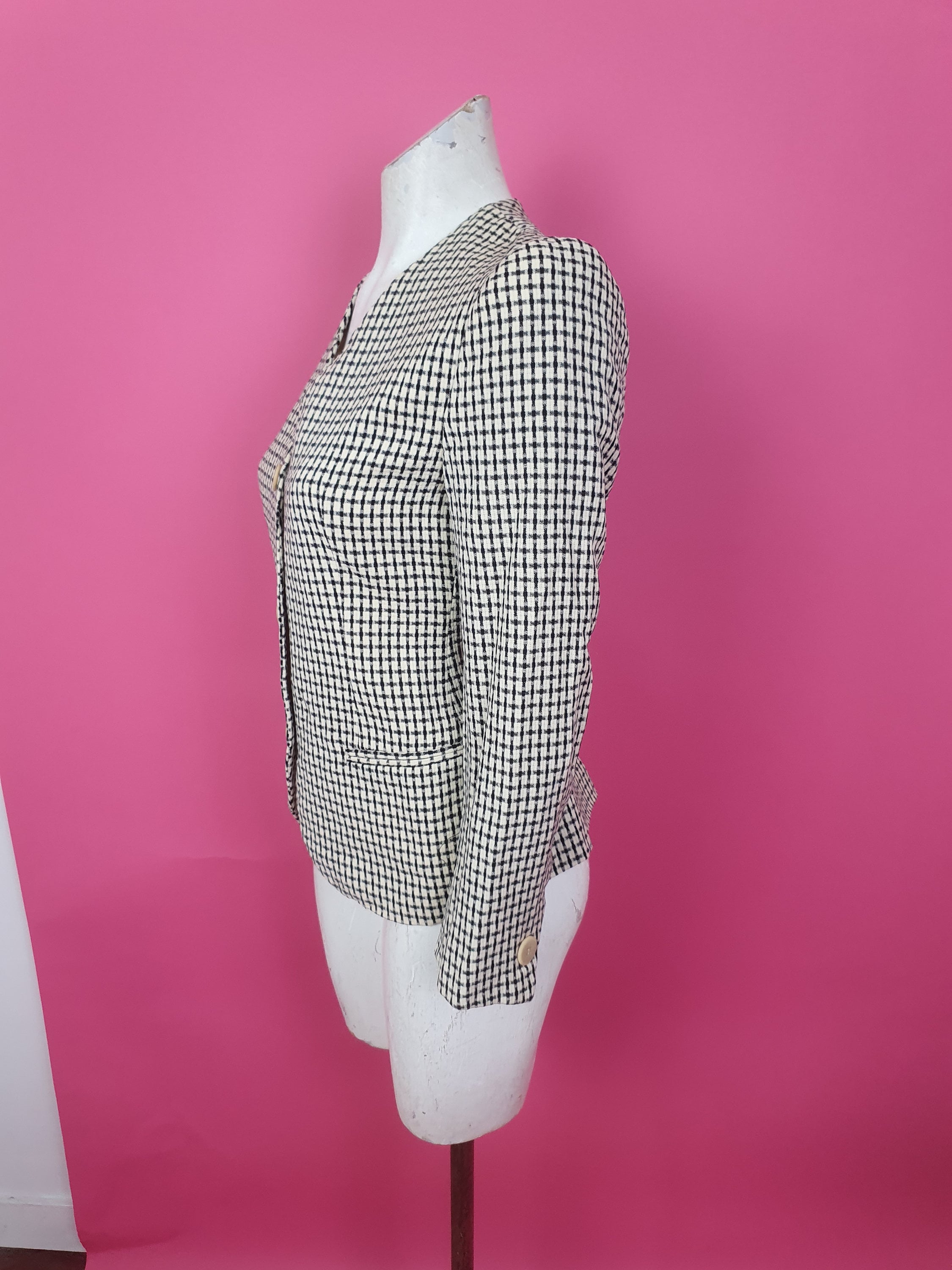 80's〜90's Burberry tailored jacket Sale Stylish 1980s/90s Burberry's Designer Monochrome