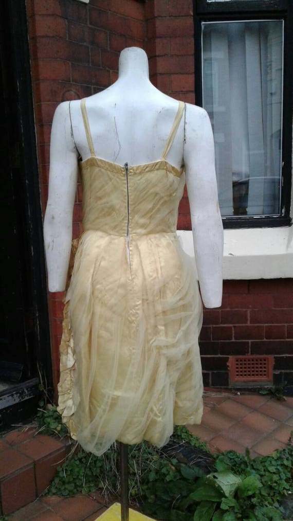 Lovely pretty pale yellow 1950s tulle prom dress … - image 9