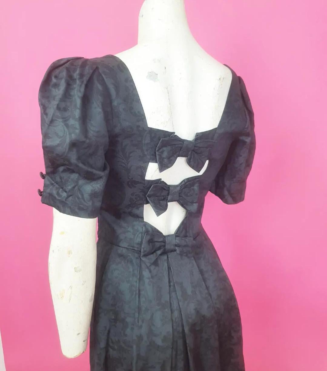 Black laura ashley dress - Etsy 日本