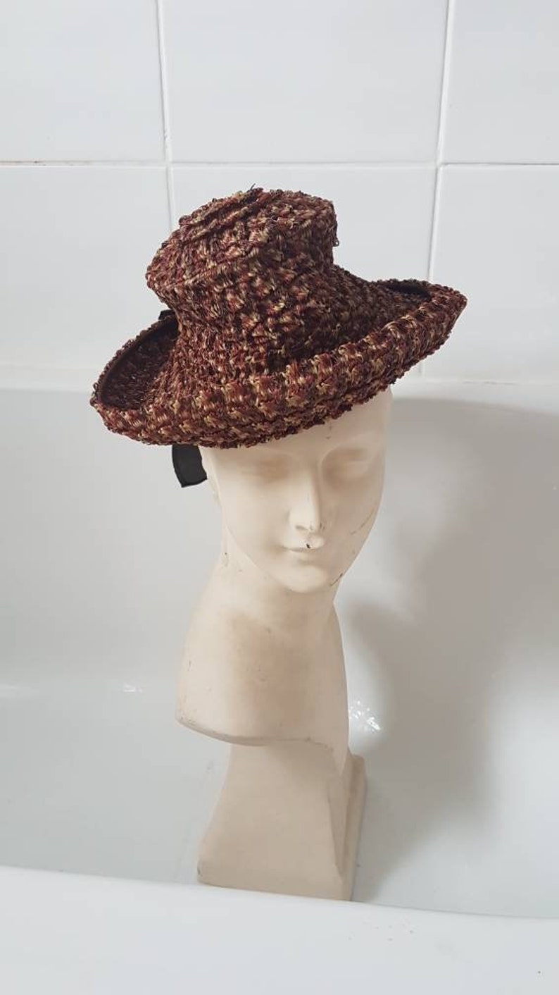 Sale Lovely jaunty late 1930s 40s brown orange cream woven hat in a synthetic plastic type material with big brown ribbon detail at back image 3
