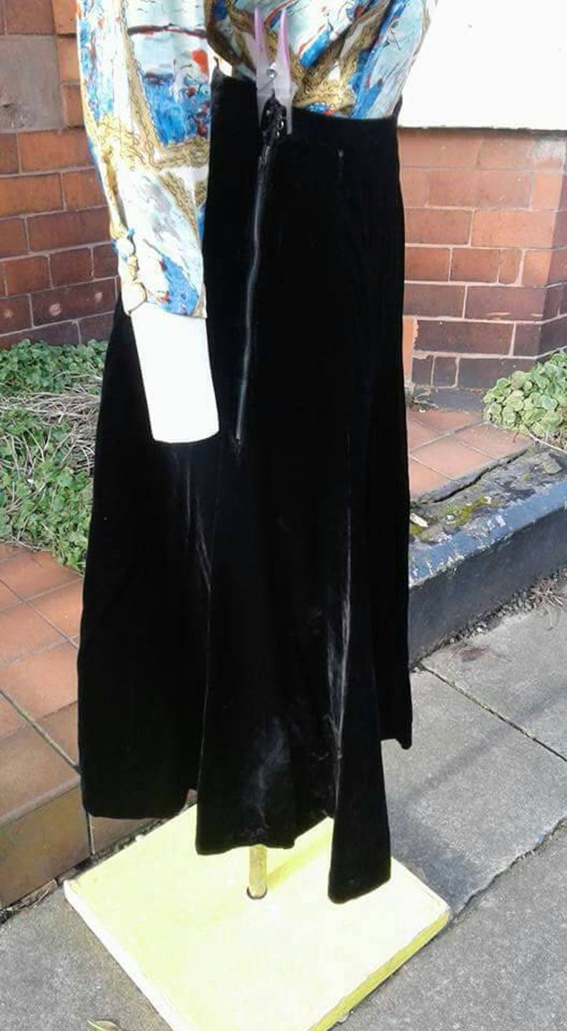 Beautiful black velvet 1930s 40s skirt great practical separates getting harder to find
