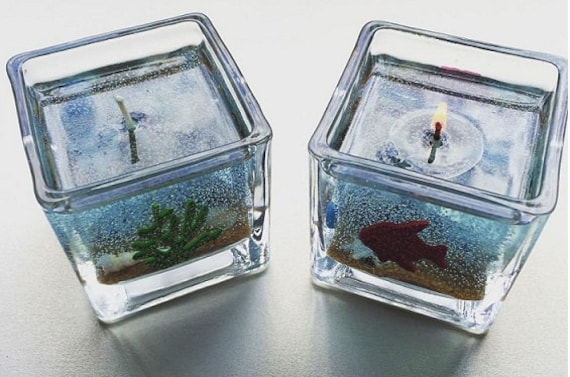 Relaxing beach, long lasting ocean-scented gel glass candle. Very crisp and clean and actual smell of sea salt.  Makes a fun and great gift.