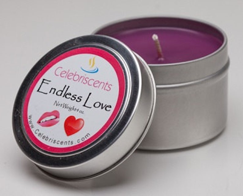 Stress-free and romantic cherry blossom-peach blend scented soy candle boasts a sexy aroma that makes cupid strike. Valentine's calling image 1