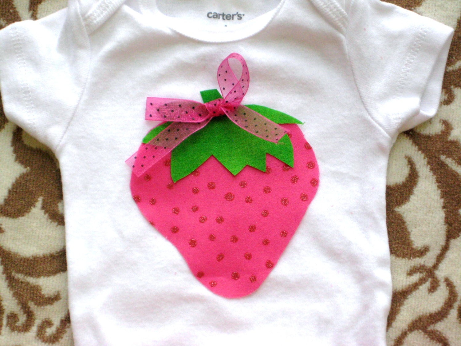Baby girl Strawberry Birthday outfitGirls Summer outfitBaby shower giftGirl First BirthdayStrawberry bodysuit headband hot pink tutu