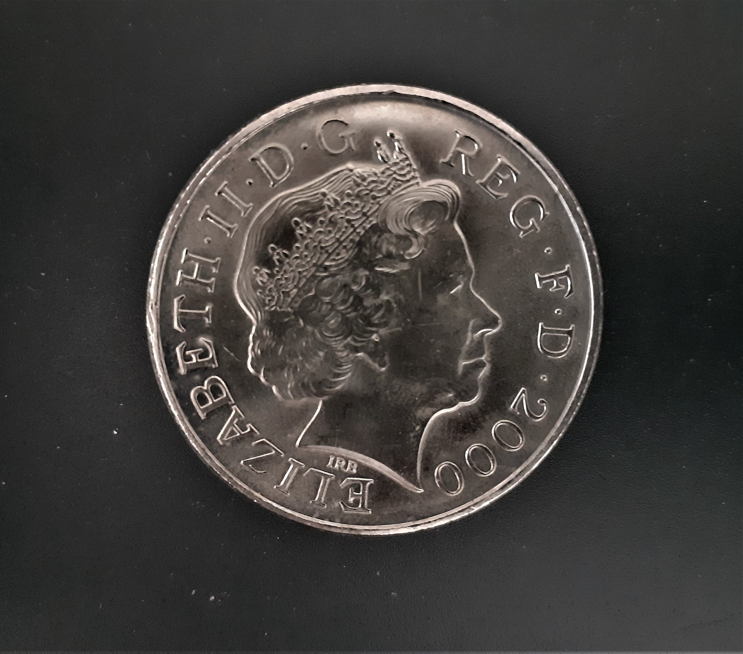 2000年エリザベス皇太后生誕100年記念硬貨5ポンド