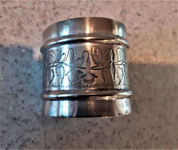 Sterling silver shop napkin rings engraved