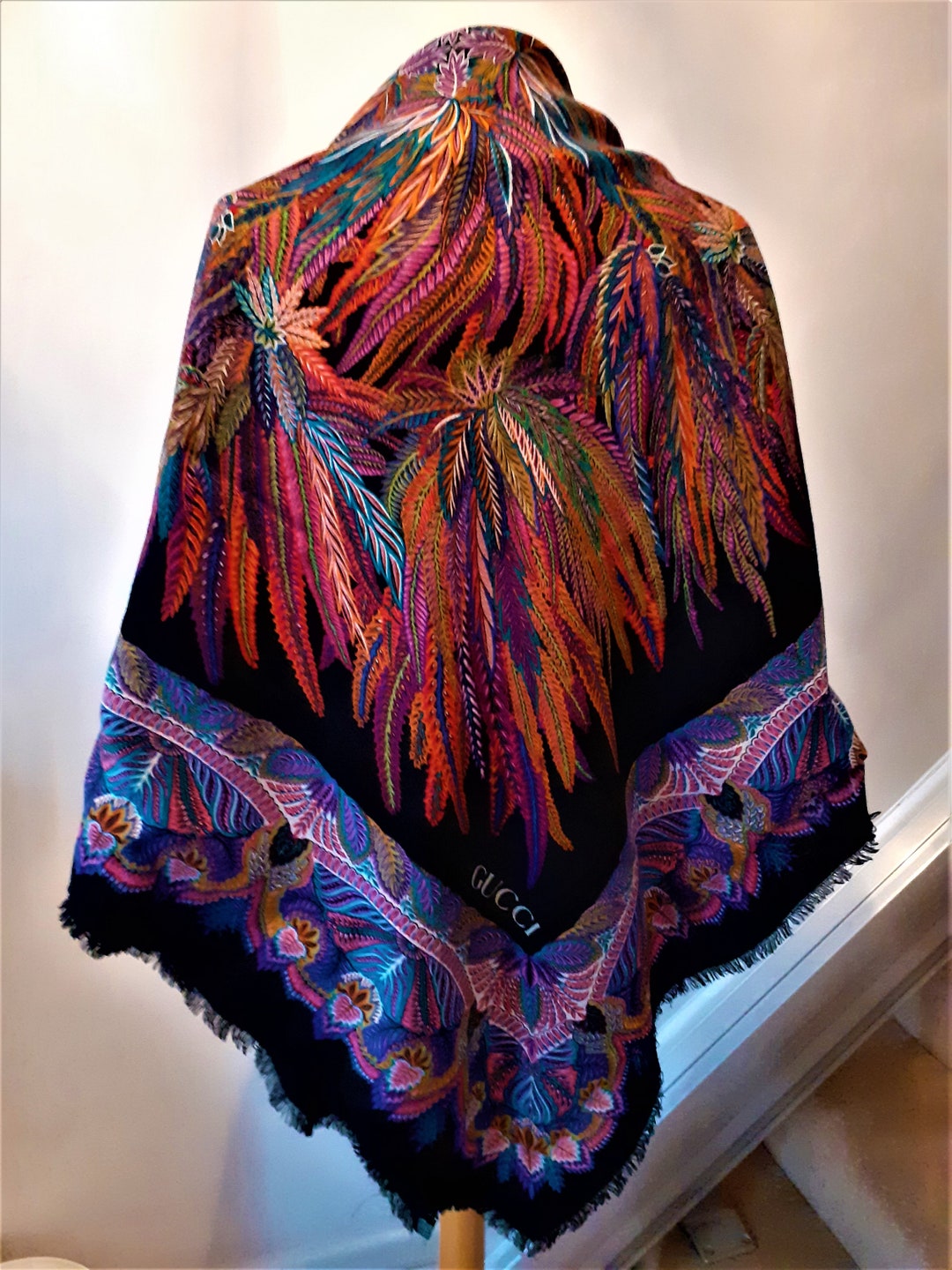 小物 Gucci Silk 100 Scarf Purple Blue Painted GUCCI Paris RARE Blue Hat Silk Scarf Flowers Design