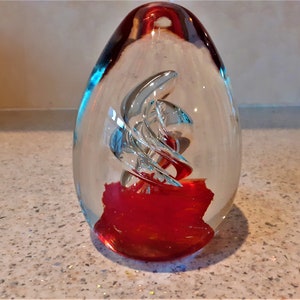 Vintage glass paperweight, Glass Easter egg, Murano glass cone image 5