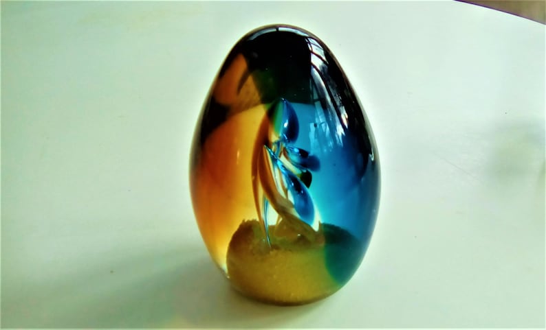 Vintage glass paperweight, Glass Easter egg, Murano glass cone 1