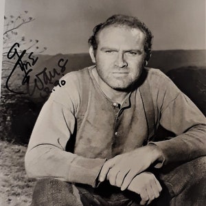 Gene Evans **Rare** Autographed Vintage Hollywood Publicity Black & White Photograph 8x10