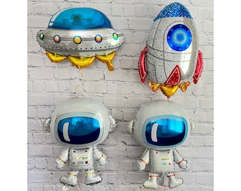 Astronaut alien and rocket ship space ship outer space 4 PC balloon set