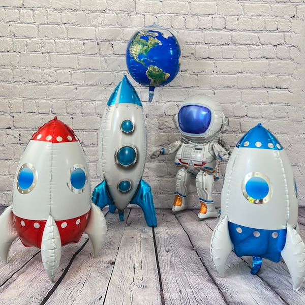 Astronaut and rocket ship space ship outer space Earth planets 5 PC balloon set