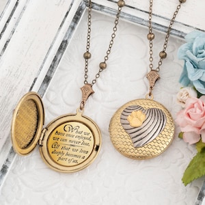 Paw Print Necklace Loss of Pet Gift What we have once enjoyed we can never lose Helen Keller Quote Pet Sympathy Gift Loss of Dog Loss of Cat