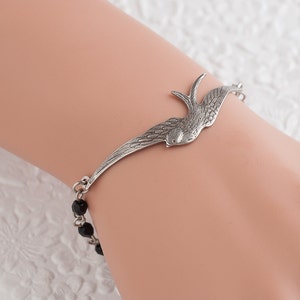 Sparrow Bracelet Bird Bracelet Black Bracelet Silver Bracelet Pearl Bracelet Beaded Bracelet Bird Jewelry Nature Jewelry Woodland Jewelry