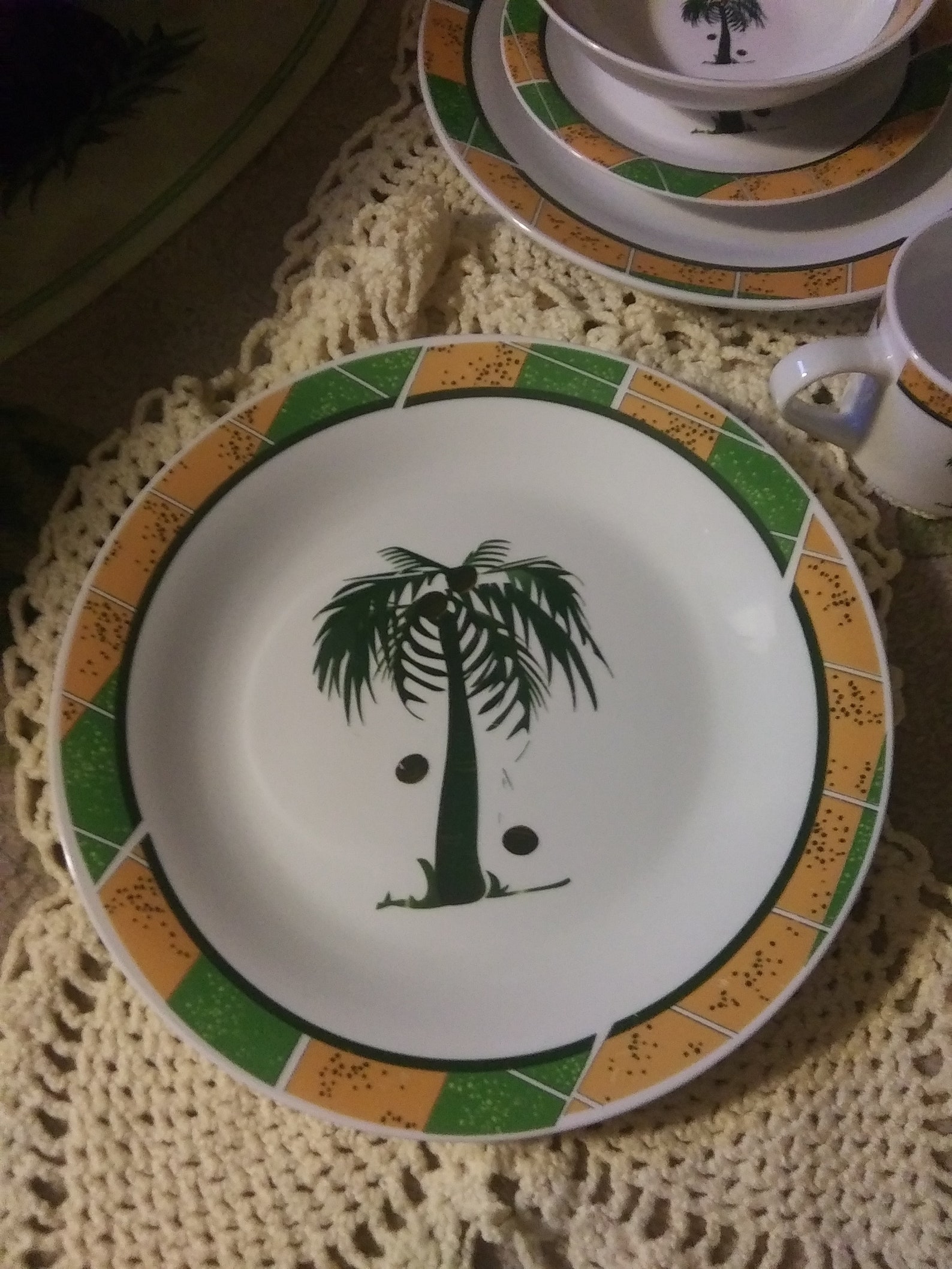 Palm Coconut Dinnerware Alco 16 Piece Set Excellent Etsy
