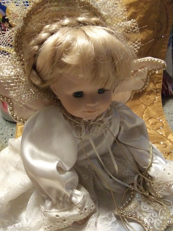 Hermosas munecas de porcelana angel con alas muneca de porcelana de 19 o 16 de alto vestido blanco con dorado 2 opciones Etsy Mexico
