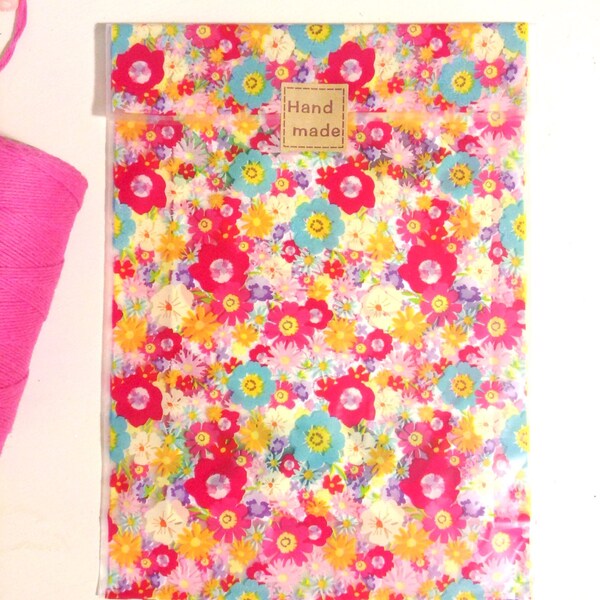 Medium Floral Spring Bags with tags