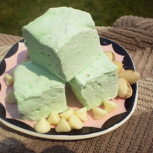 Pistachio White Chocolate Marshmallows