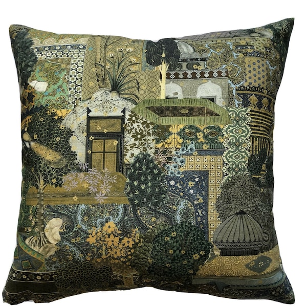 Sérénité japonaise : housse de coussin en coton vert à motifs de plantes botaniques, de forêts florales et de pagodes, avec queues bleues