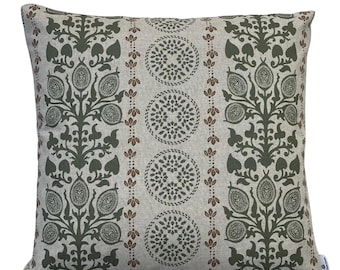 Sage Green Folk Botanical Medallion Cushion Cover: Scandinavian Linen-Look Pillow Decor