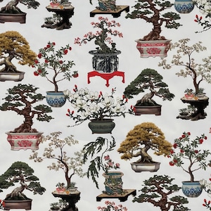 Puede incluir: Un fondo blanco con un patrón repetido de árboles bonsai en diferentes macetas y estilos. Los árboles son de diferentes colores, incluyendo verde, marrón y blanco. Algunos de los árboles tienen flores.