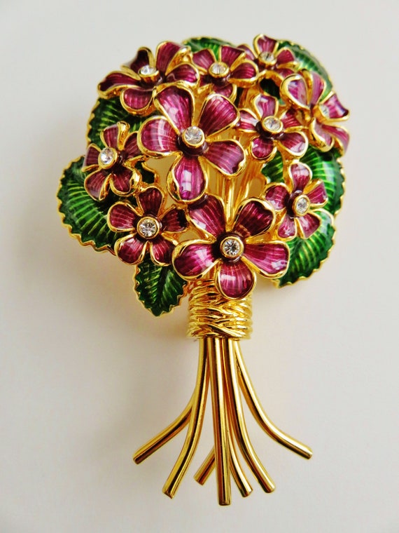 Breathtaking Joan Rivers Bouquet Of Violets Brooch