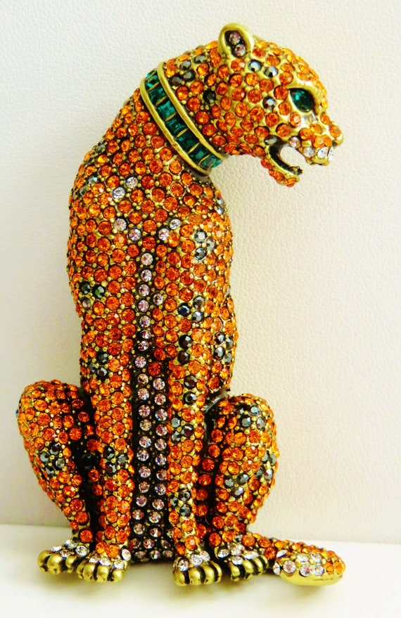 Designer Heidi Daus "Feline And Fierce" Brooch Pin