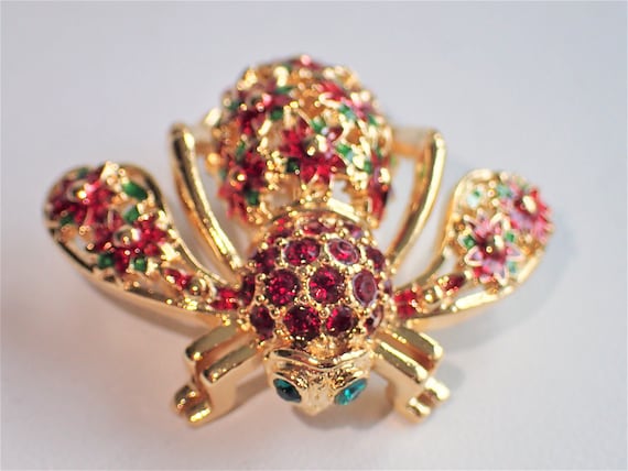 Joan Rivers Poinsettia Bee Pin - image 2