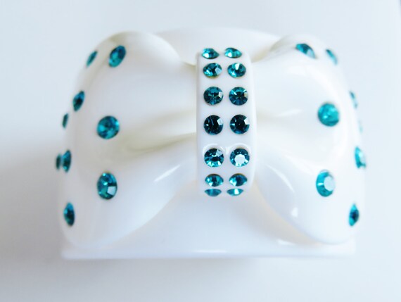 Vintage  Bow Style White Lucite Cuff Bracelet wit… - image 1