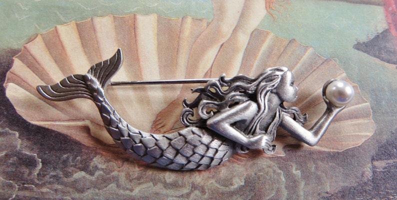 Extremely Rare JJ Jonette Swimming Mermaid Holding Pearl Brooch Pin image 1