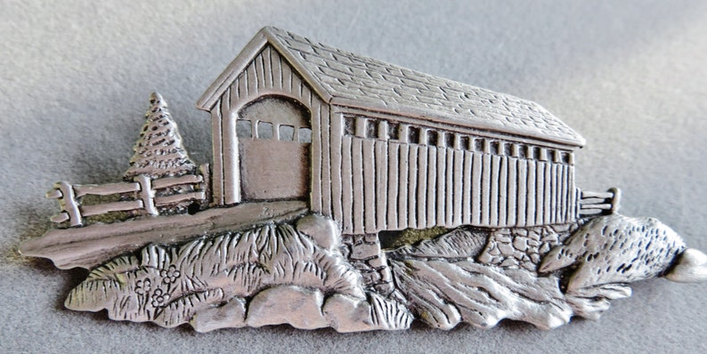 JJ Jonette Old Country Covered Bridge Brooch Pin