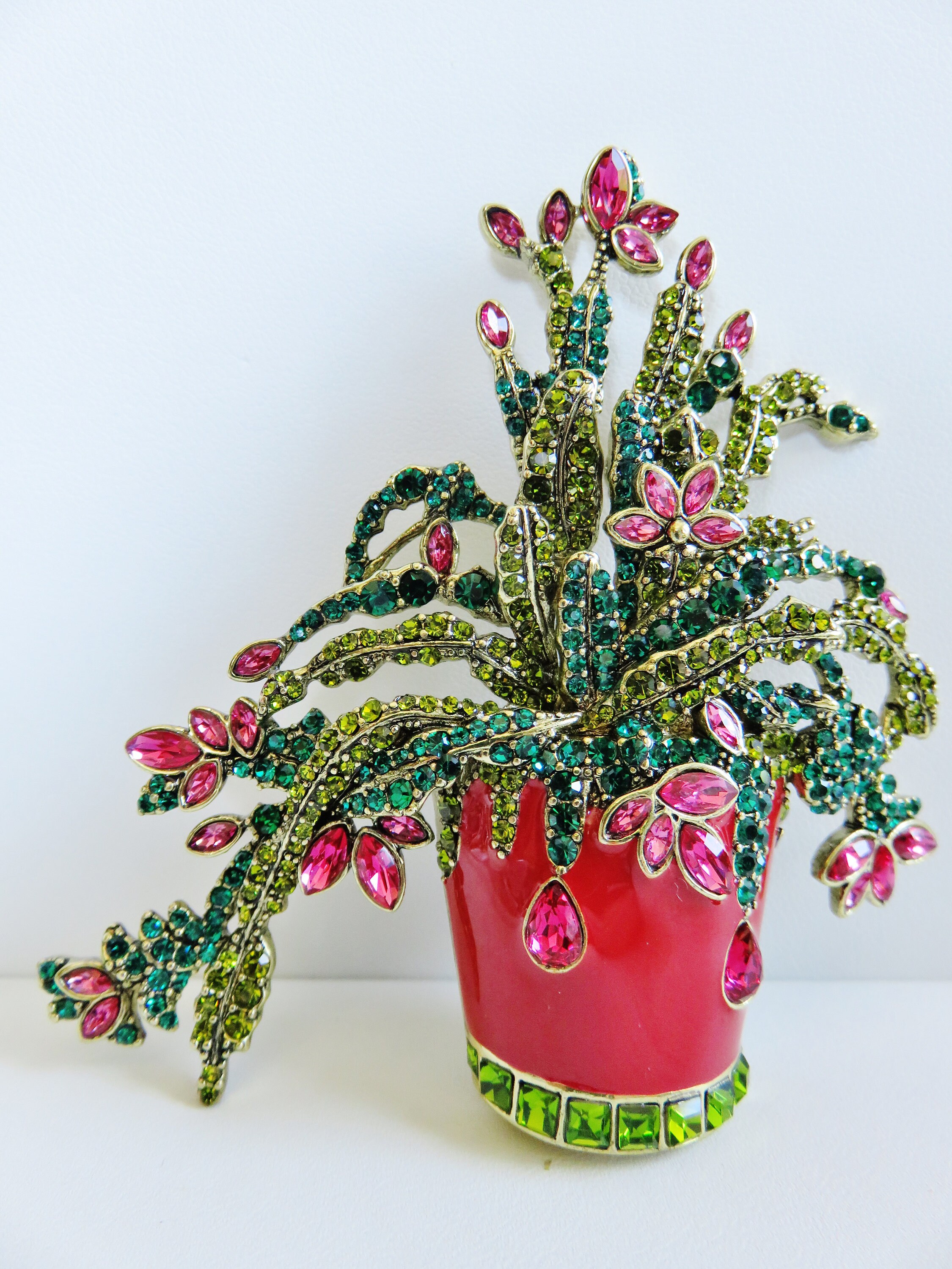 Heidi daus christmas sale pins