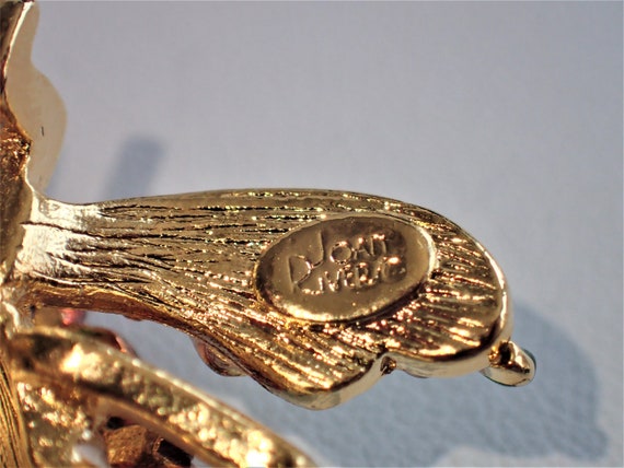 Joan Rivers Mistletoe Bee Pin/New - image 3