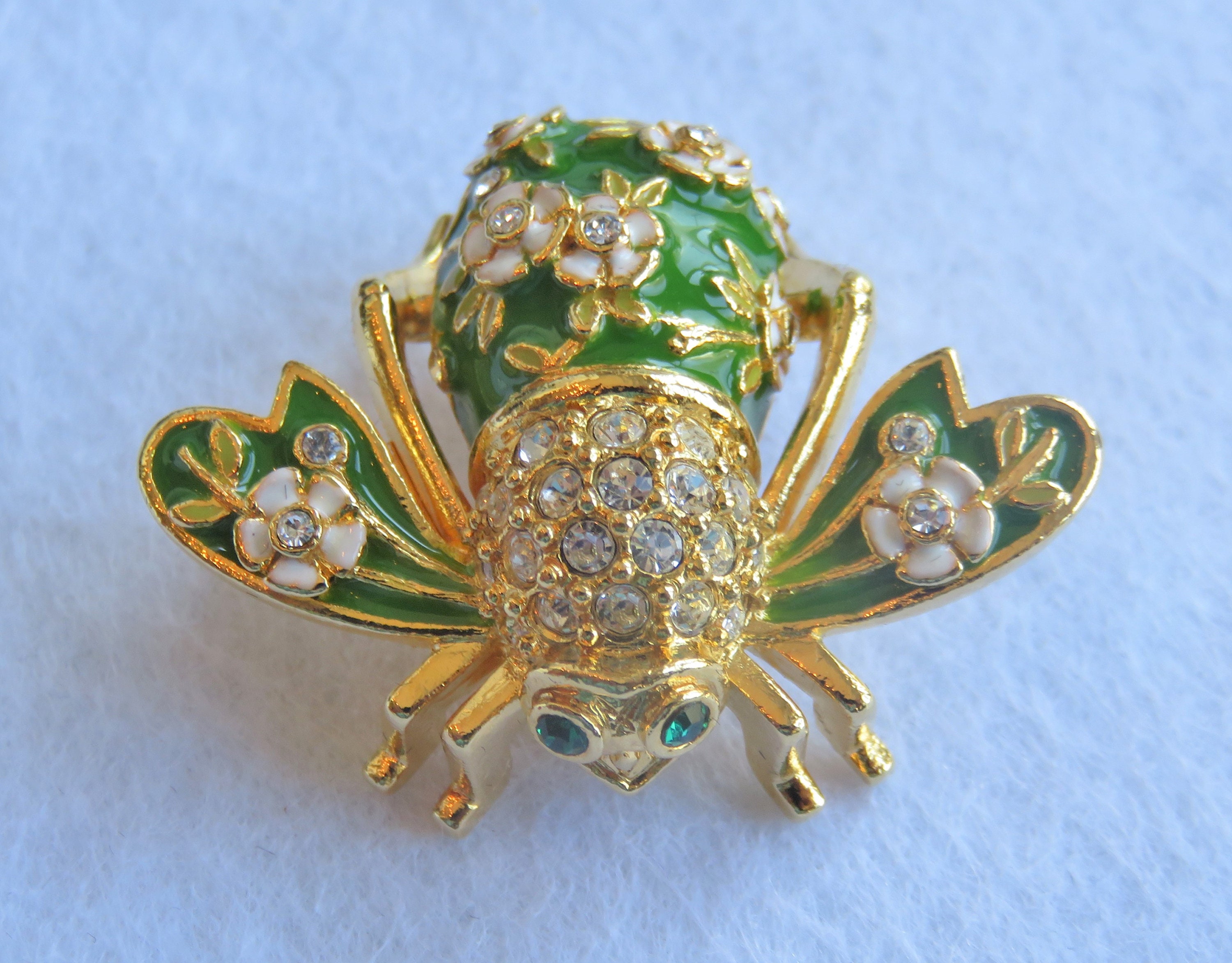 激レアデザイン☆Austria☆フロスト☆アップルデザインブローチ Joan Rivers Green Apple Blossom Bee Brooch Pin - Etsy